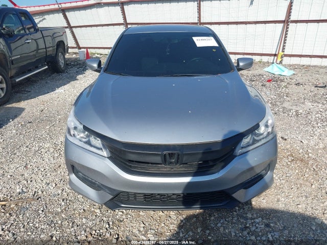 1HGCR2F55HA165678 Honda k24w1