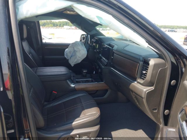 2023 CHEVROLET SILVERADO 1500 1GCUDJE80PZ110496 Photo 4