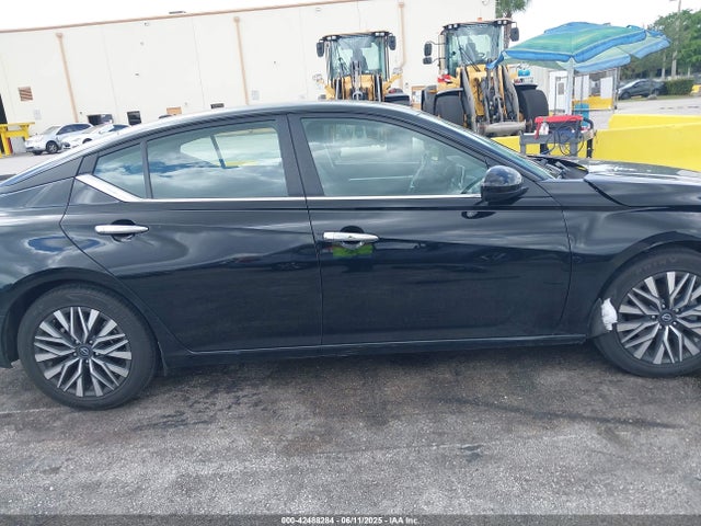 1N4BL4DV1PN347627 Nissan Altima Sv Fwd
