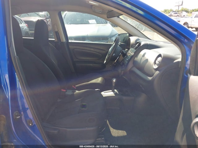 3N1CN7AP3GL854614 Nissan 2016