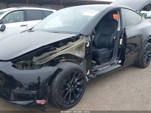 2024 TESLA MODEL Y 7SAYGDEE7RA236864 Photo 5