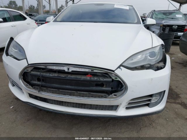 2014 TESLA MODEL S 5YJSA1H16EFP32585 Photo 5