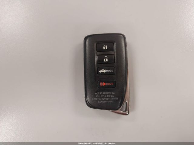 2016 LEXUS IS 200T JTHBA1D20G5035723 Photo 10