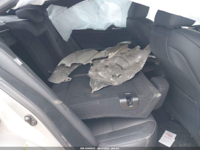 2016 LEXUS IS 200T JTHBA1D20G5035723 Photo 7