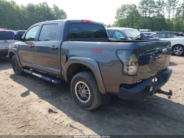 2013 TOYOTA TUNDRA 5TFDY5F18DX277032 Photo 2