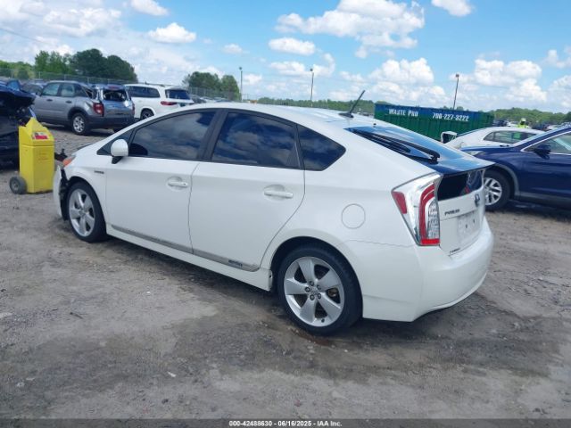 2013 TOYOTA PRIUS JTDKN3DU6D5543628 Photo 2