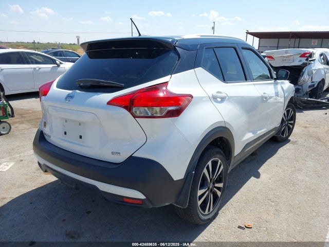 3N1CP5CU7JL523866 Nissan 2018