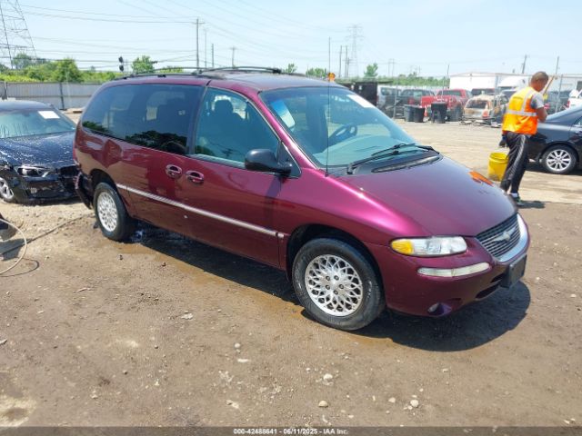 1998 CHRYSLER TOWN & COUNTRY 1C4GP54L1WB735515 Photo 0