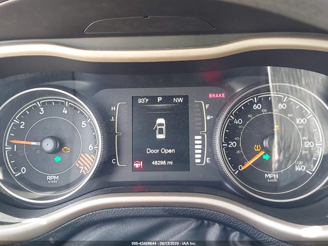 42488644 :رقم المزاد ، 1C4PJLABXFW760231 vin ، 2015 Jeep Cherokee Sport مزاد بيع