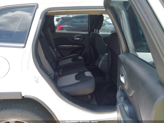 42488644 :رقم المزاد ، 1C4PJLABXFW760231 vin ، 2015 Jeep Cherokee Sport مزاد بيع