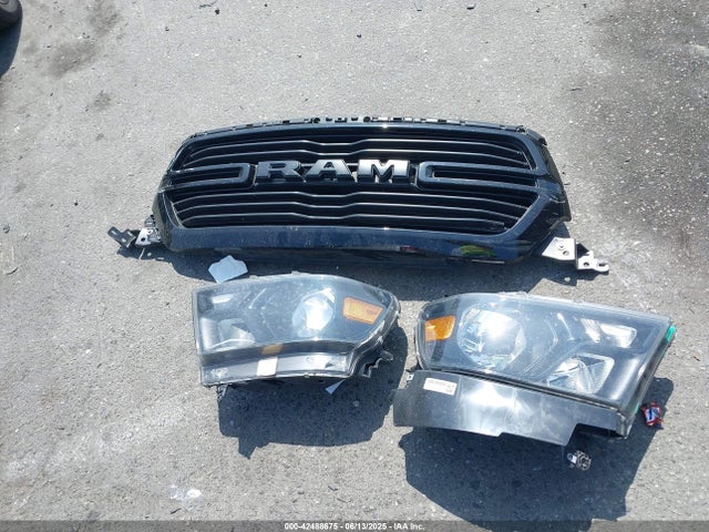 1C6RREFT7MN661083 RAM 1500