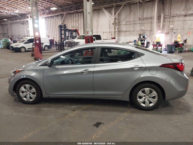 Hyundai ELANTRA SE 2016 5NPDH4AE6GH698946 Image 14