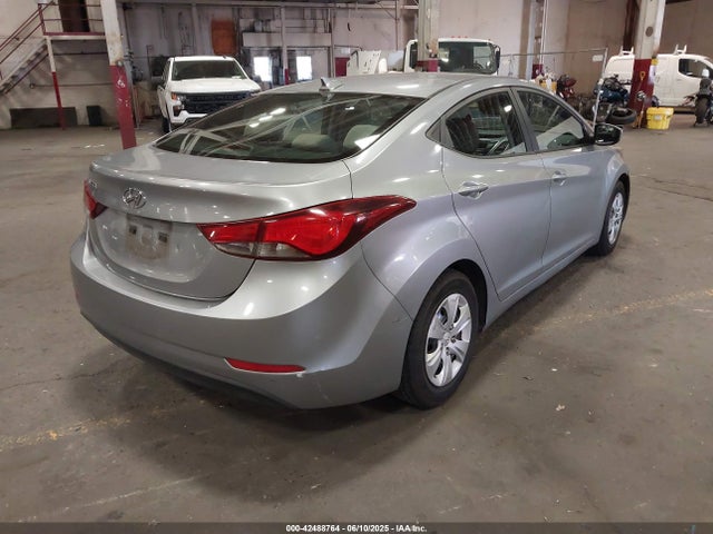 Hyundai ELANTRA SE 2016 5NPDH4AE6GH698946 Image 4