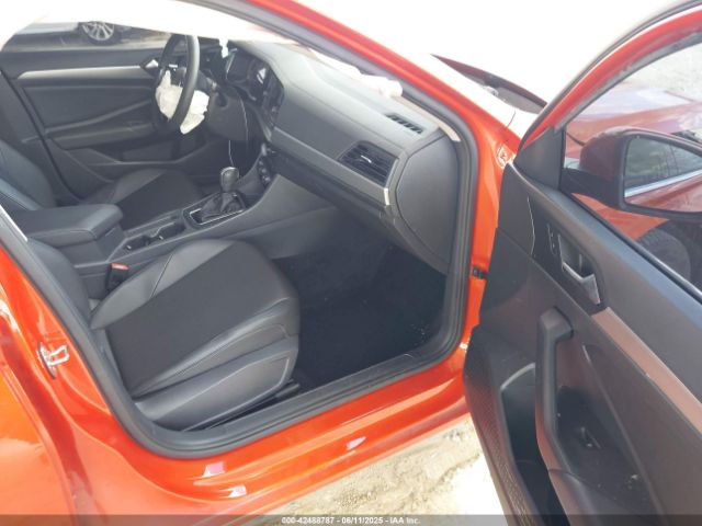 2020 VOLKSWAGEN JETTA 3VWCB7BU9LM022125 Photo 4