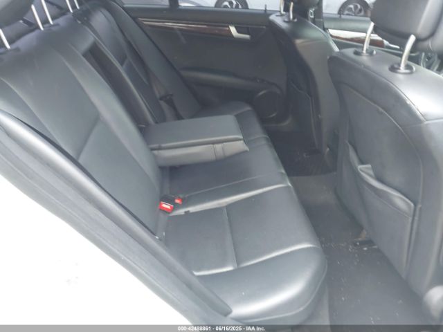 2012 MERCEDES-BENZ C 300 WDDGF8BB1CR196238 Photo 7