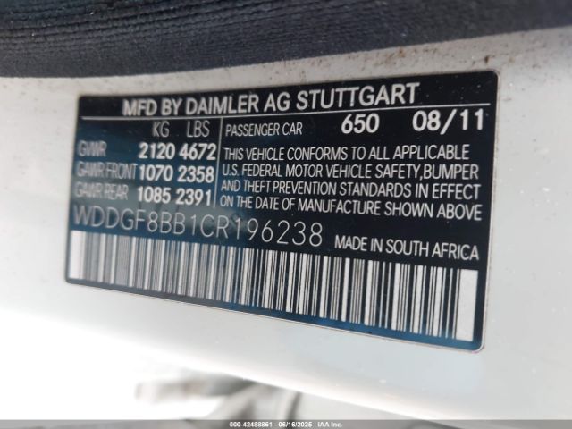2012 MERCEDES-BENZ C 300 WDDGF8BB1CR196238 Photo 8