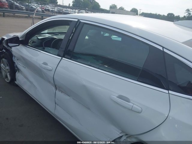 1G1ZD5ST2RF226088 Chevrolet Malibu Fwd 1lt