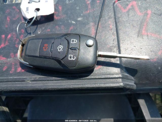 3FA6P0HD2FR204844 Ford FUSION SE