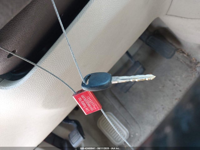 2010 CADILLAC DTS 1G6KH5EY4AU113587 Photo 10