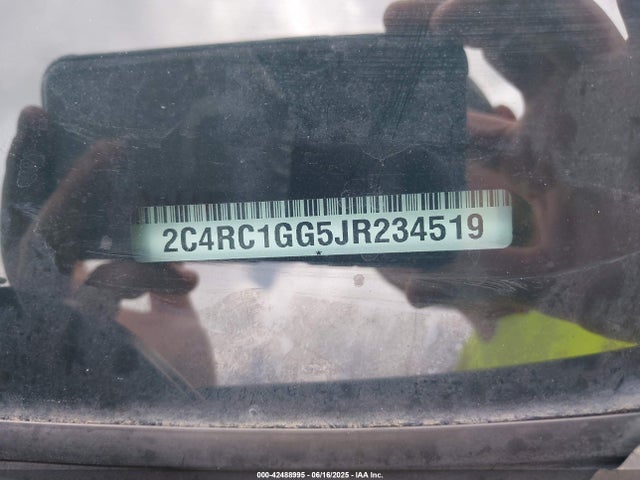 Chrysler Pacifica Limited 2018 2C4RC1GG5JR234519 Image 9