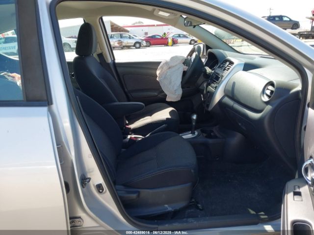 3N1CN7AP4GL917638 Nissan Versa