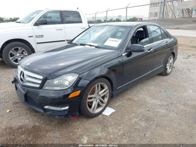 2012 MERCEDES-BENZ C 300 WDDGF8BB9CR208314 Photo 1