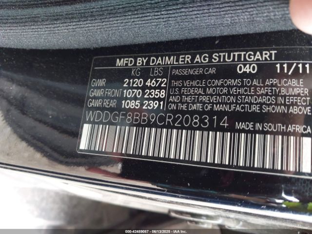 2012 MERCEDES-BENZ C 300 WDDGF8BB9CR208314 Photo 8