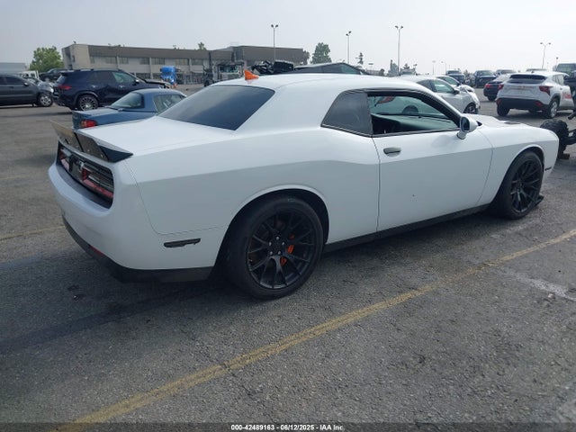 Dodge Challenger 2018 2C3CDZC94JH116027 Image 4