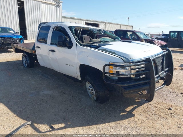2014 1GC1CVC83EF141157 main image