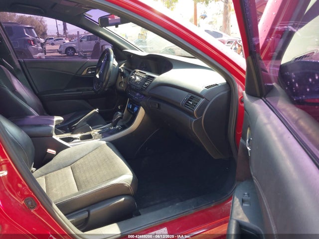 1HGCR2F52GA230565 Honda k24w1