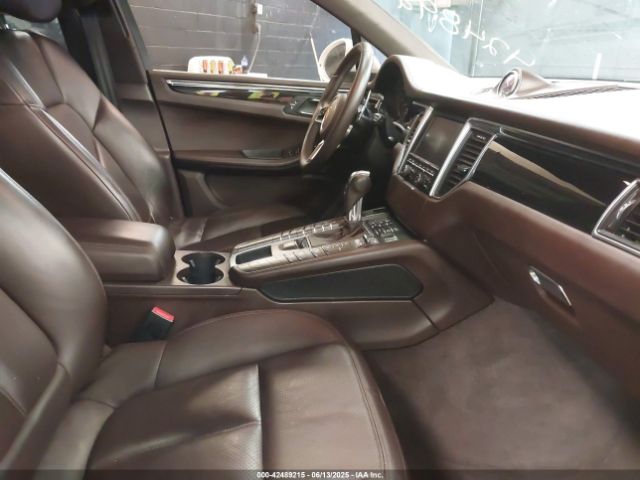2016 PORSCHE MACAN WP1AB2A5XGLB43792 Photo 4