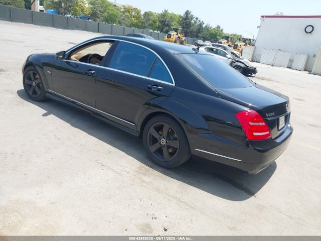 2012 MERCEDES-BENZ S 550 WDDNG7DB1CA440707 Photo 2