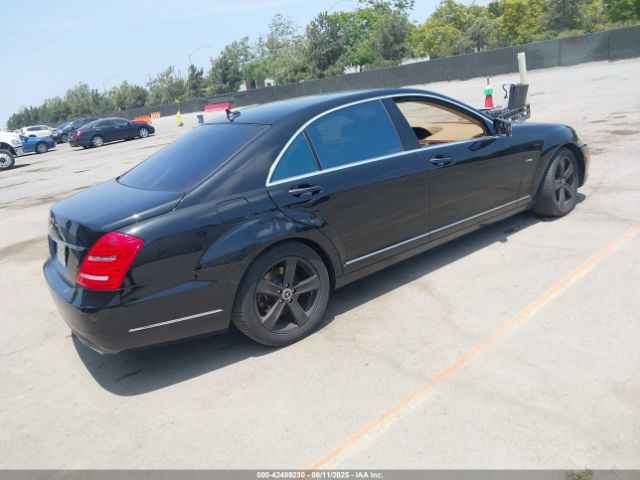 2012 MERCEDES-BENZ S 550 WDDNG7DB1CA440707 Photo 3