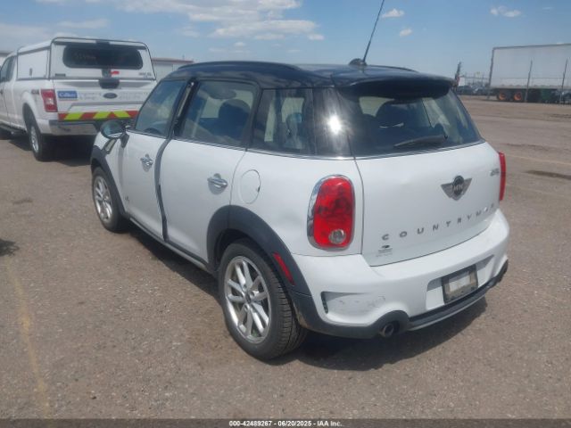 2015 MINI COUNTRYMAN WMWZC5C56FWT37911 Photo 2