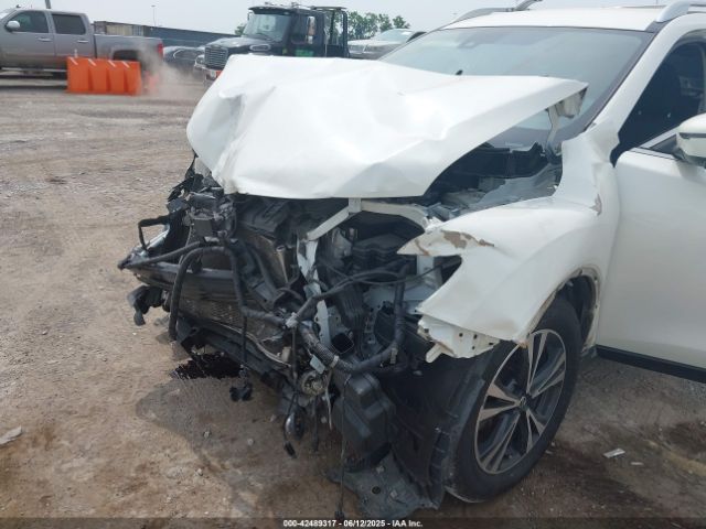 2019 NISSAN ROGUE JN8AT2MT2KW261808 Photo 5