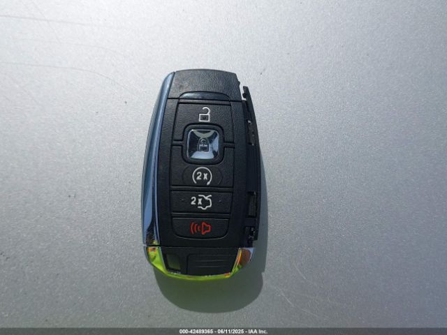 3LN6L5EC8HR660473 Lincoln MKZ