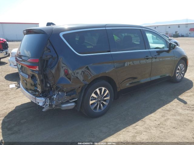 2024 CHRYSLER PACIFICA HYBRID 2C4RC1S76RR177928 Photo 3