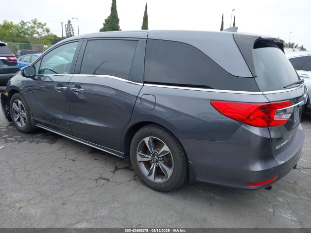 2018 HONDA ODYSSEY 5FNRL6H88JB062213 Photo 2