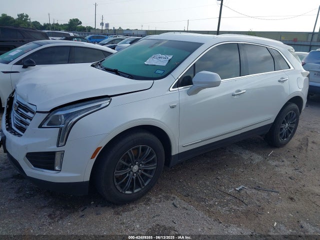 2018 CADILLAC XT5 1GYKNCRS8JZ235933 Photo 1