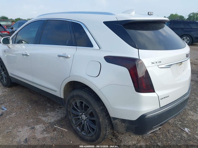 2018 CADILLAC XT5 1GYKNCRS8JZ235933 Photo 2