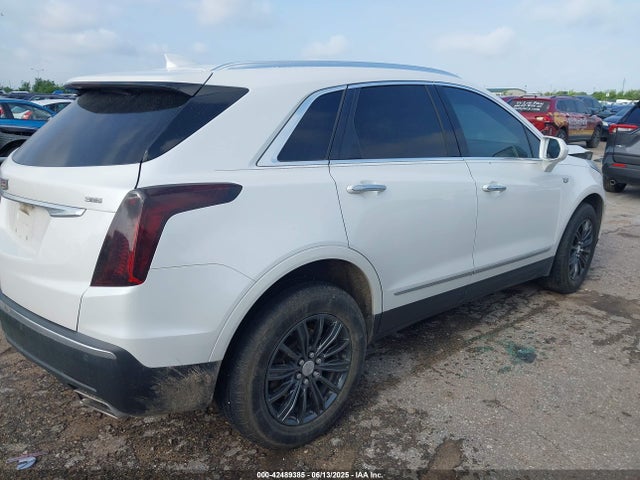 2018 CADILLAC XT5 1GYKNCRS8JZ235933 Photo 3