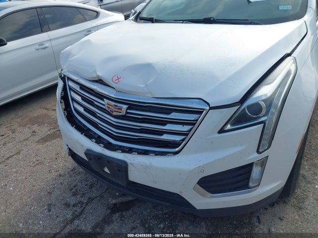 2018 CADILLAC XT5 1GYKNCRS8JZ235933 Photo 5