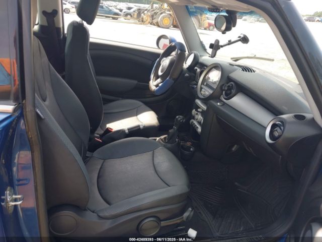 2008 MINI COOPER WMWMF33538TT65479 Photo 4