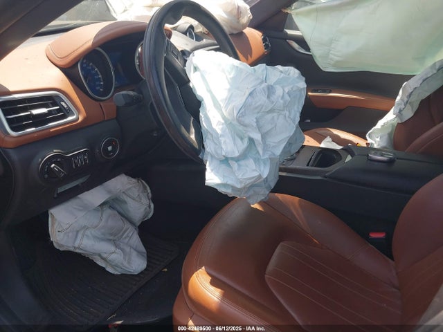 Maserati m156d 2018 ZAM57XSA0J1286682 Image 17