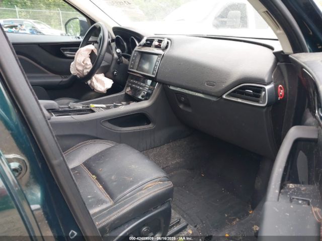 2018 JAGUAR F-PACE SADCK2FX9JA274370 Photo 4