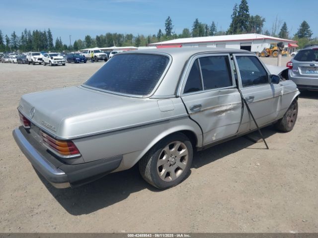 1983 MERCEDES-BENZ 300 WDBAB33A0DB035635 Photo 3