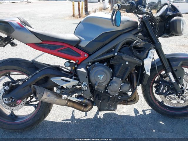 2020 TRIUMPH MOTORCYCLE STREET TRIPLE SMTA544D4LTAA2329 Photo 7