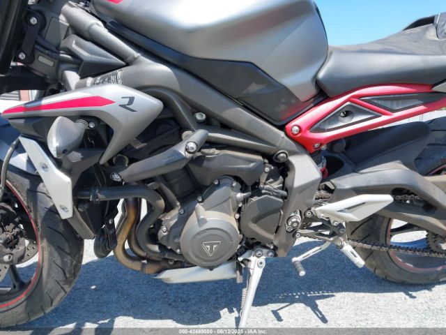 2020 TRIUMPH MOTORCYCLE STREET TRIPLE SMTA544D4LTAA2329 Photo 8