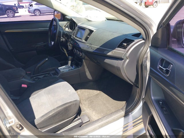 2010 MITSUBISHI LANCER JA32U8FW6AU017479 Photo 4