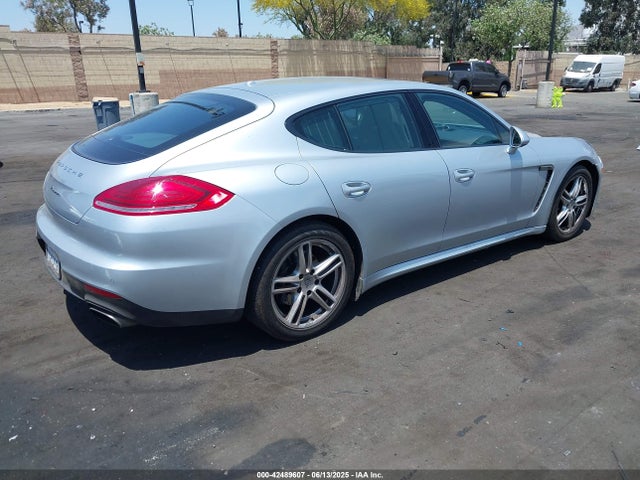 WP0AA2A79EL015160 Porsche Panamera